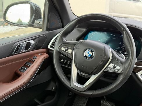 Used 2023 BMW X5 xDrive45e image 14