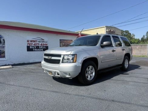Used 2010 Chevrolet Tahoe LS RWD image 1