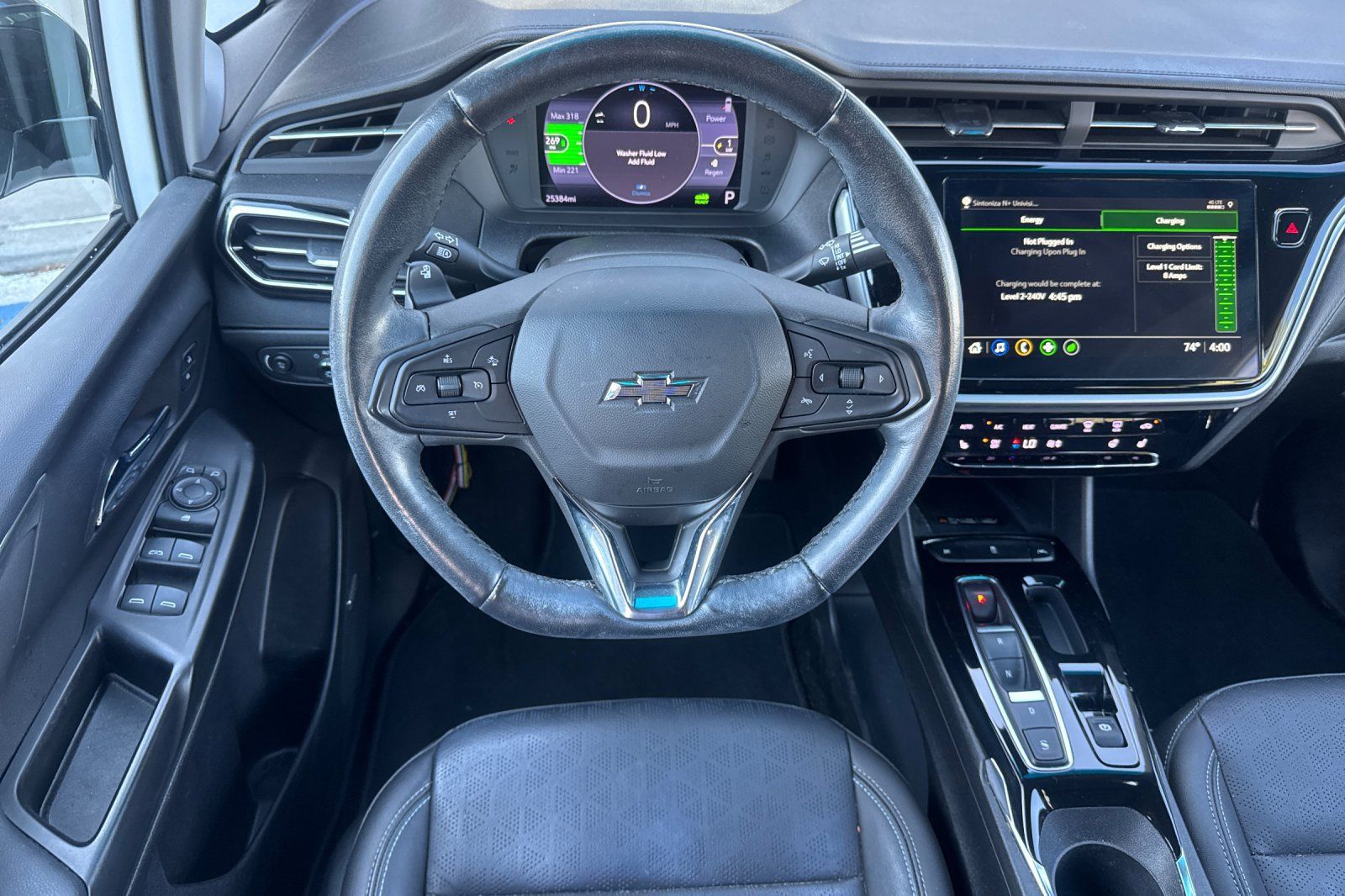 Used 2023 Chevrolet Bolt LT w/ Infotainment Package FWD image 17