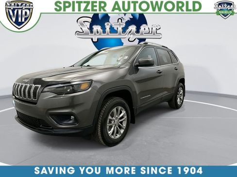 Used 2020 Jeep Cherokee Latitude Plus w/ Cold Weather Group AWD/4WD image 7