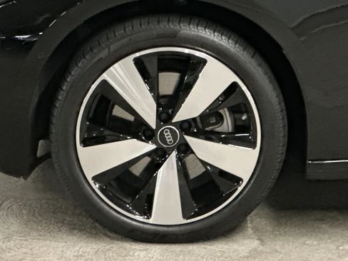 Used 2025 Audi A5 2.0T Premium Plus w/ Premium Plus AWD/4WD image 27