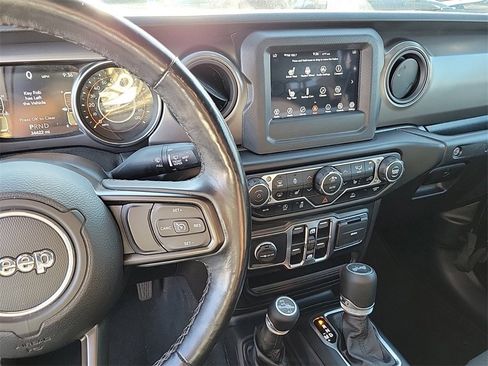 Used 2021 Jeep Wrangler Unlimited Sport image 25