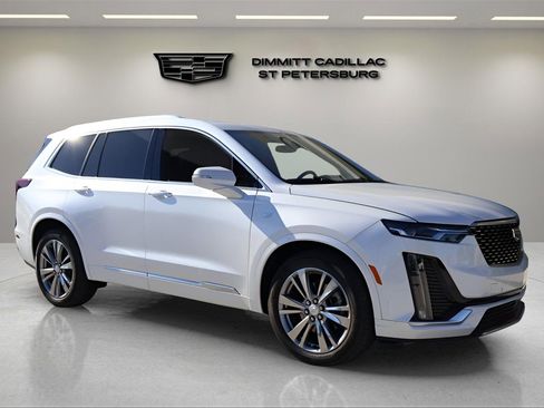 Used 2023 Cadillac XT6 Premium Luxury image 7