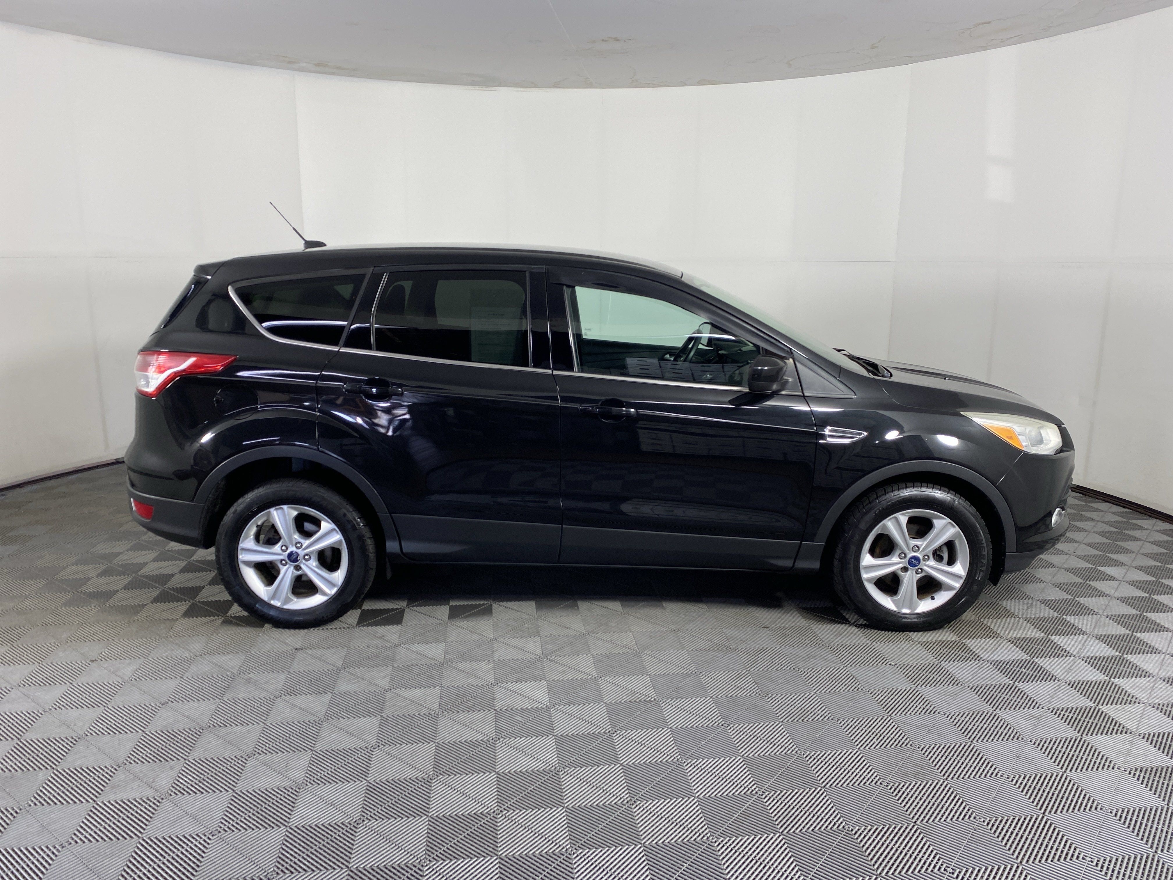 Used 2013 Ford Escape SE FWD image 3