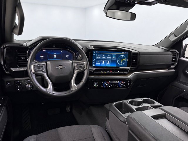 Used 2024 Chevrolet Silverado 1500 RST AWD/4WD image 26