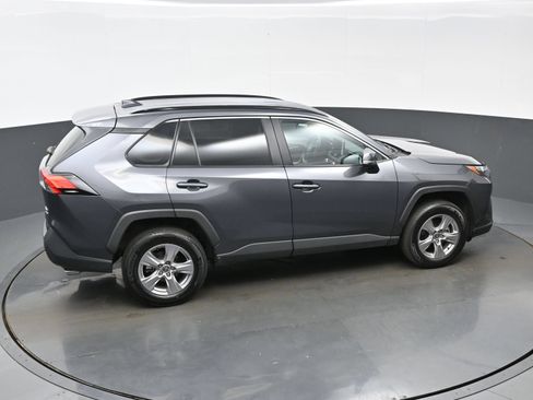 Used 2025 Toyota RAV4 XLE AWD/4WD image 41