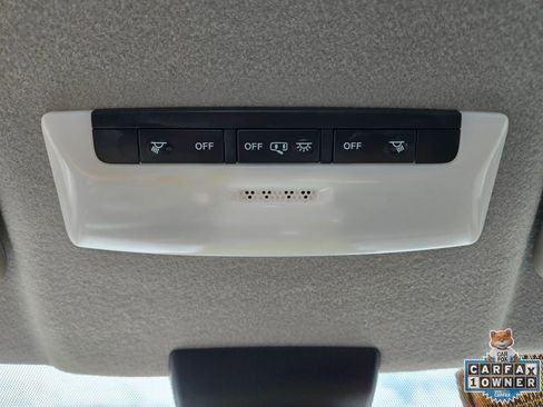 Used 2021 Nissan Kicks SR FWD image 34