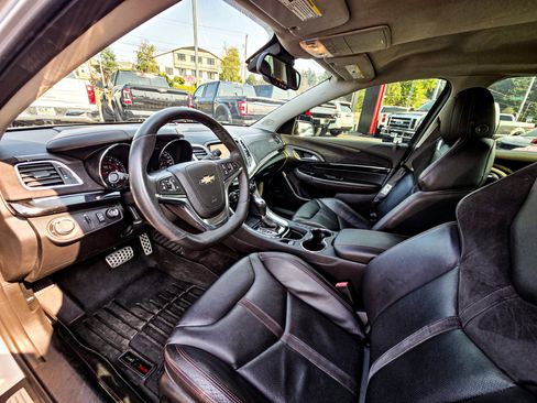 Used 2014 Chevrolet SS image 9