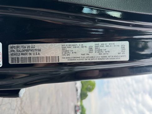 Used 2023 Jeep Wrangler Unlimited Sahara AWD/4WD image 26