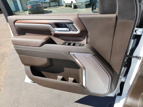 New 2026 GMC Sierra 2500 Denali w/ Max Trailering Package image 13