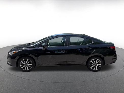 Used 2025 Nissan Versa SV FWD image 9
