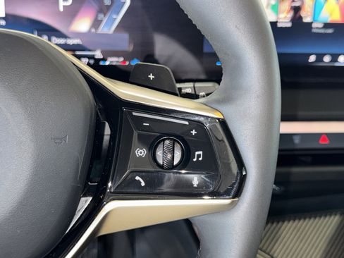 Certified 2025 BMW X3 xDrive30i w/ Premium Package image 23