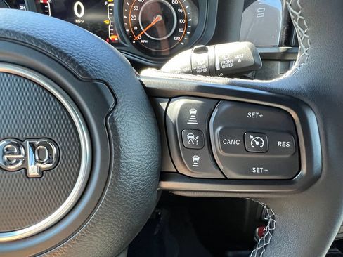 New 2026 Jeep Wrangler Unlimited Sport AWD/4WD image 19