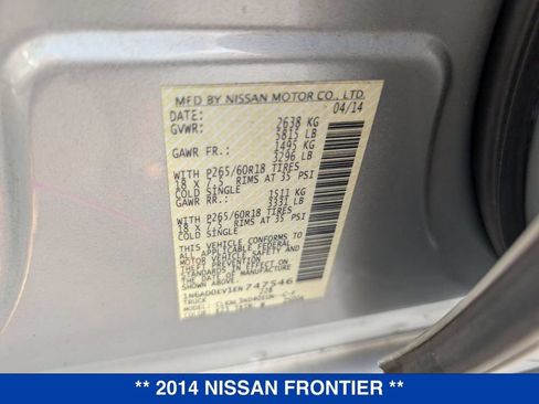 Used 2014 Nissan Frontier SL w/ SL Moonroof Package AWD/4WD image 34