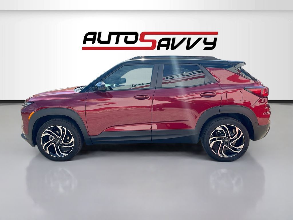 Used 2024 Chevrolet TrailBlazer RS w/ Convenience Package AWD/4WD image 4