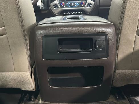 Used 2018 GMC Sierra 1500 SLT AWD/4WD image 18