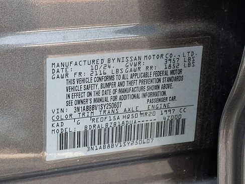 Used 2025 Nissan Sentra S FWD image 26
