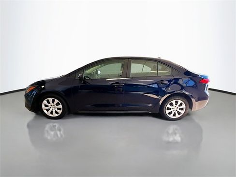 Used 2024 Toyota Corolla LE image 3