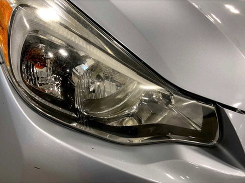 Used 2017 Subaru Crosstrek 2.0i Premium image 26