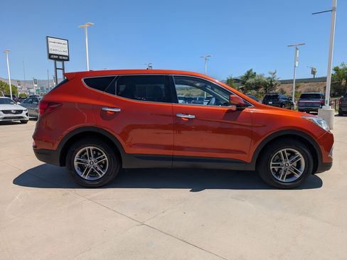Used 2017 Hyundai Santa Fe Sport AWD/4WD image 6
