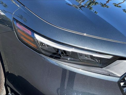 Used 2023 Honda Accord EX image 27