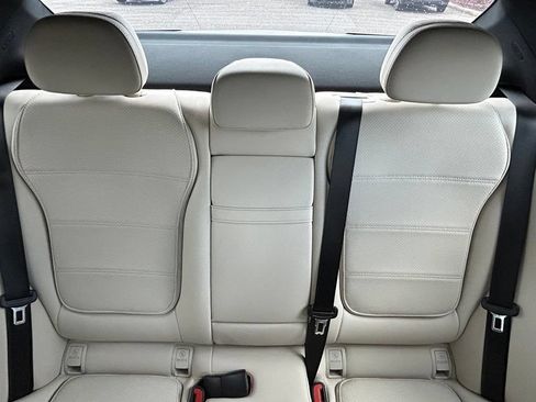Used 2024 Mercedes-Benz C 300 Sedan image 13