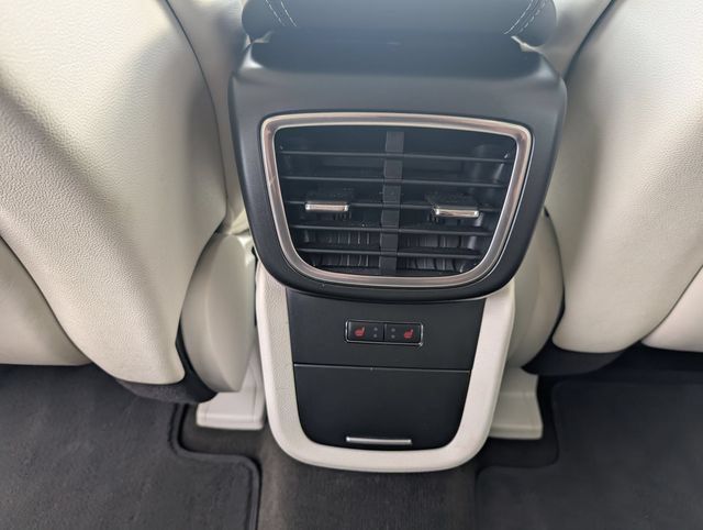 Used 2019 Lincoln Nautilus Black Label AWD/4WD image 18
