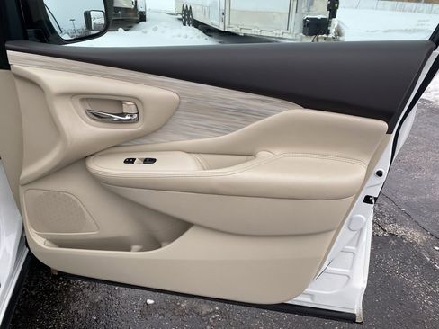 Used 2016 Nissan Murano S image 19