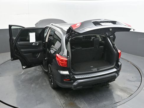 Used 2017 Nissan Pathfinder Platinum w/ Midnight Edition Package FWD image 45
