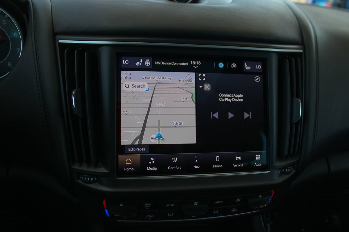 Used 2023 Maserati Levante GT AWD/4WD image 25