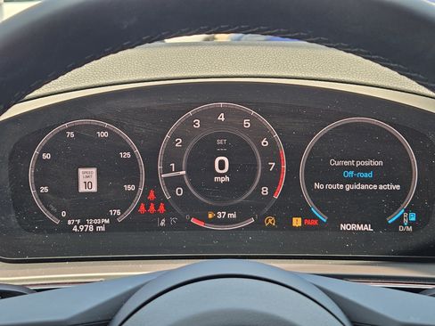 Certified 2026 Porsche Cayenne Coupe AWD/4WD image 16