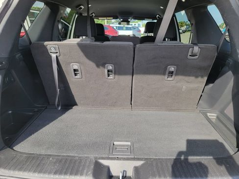 Used 2023 Honda Pilot Sport image 21
