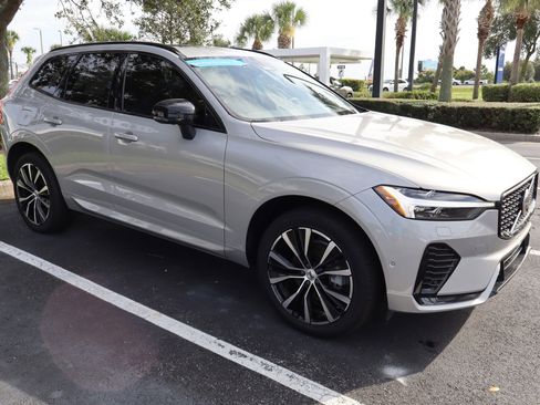 Certified 2023 Volvo XC60 B5 Plus w/ Climate Package image 1