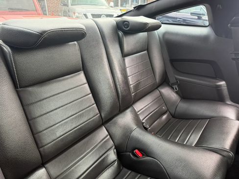 Used 2011 Ford Mustang Premium w/ 202A Rapid Spec Order Code RWD image 14