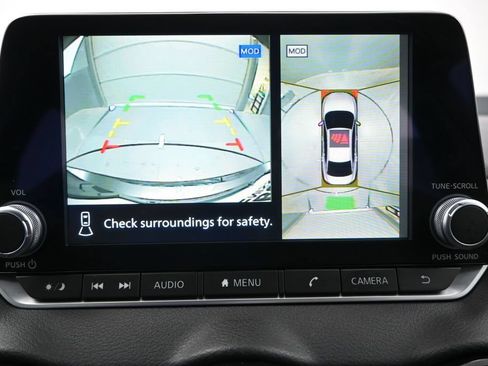 Used 2022 Nissan Sentra SR w/ SR Premium Package FWD image 19