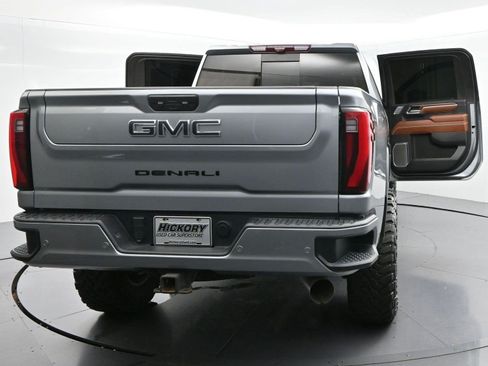 Used 2024 GMC Sierra 3500 Denali Ultimate AWD/4WD image 45