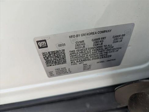 Used 2025 Buick Encore GX Preferred FWD image 17