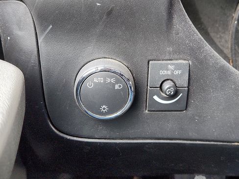 Used 2012 Chevrolet Express 2500 image 15