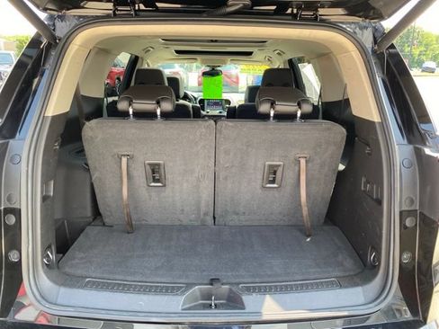 Used 2019 GMC Acadia Denali w/ Technology Package AWD/4WD image 7