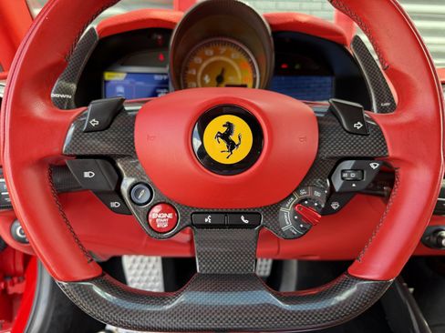 Used 2019 Ferrari 812 Superfast image 33