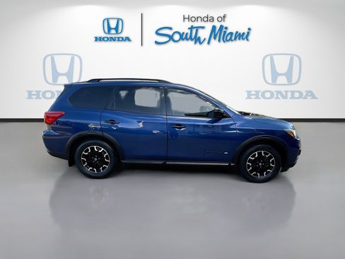 Used 2019 Nissan Pathfinder SL w/ Rock Creek Edition FWD image 8