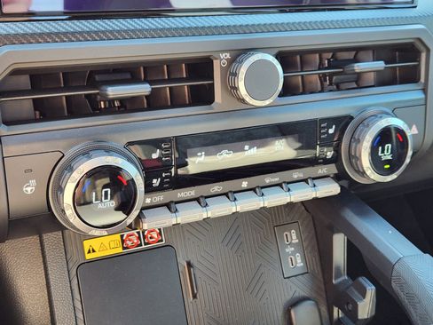 Certified 2025 Toyota Tacoma TRD Pro image 15