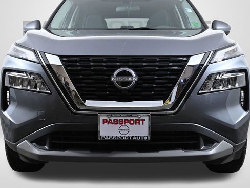 Certified 2023 Nissan Rogue SV image 2