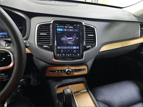 Certified 2023 Volvo XC90 T8 Plus w/ Protection Package Premier image 25