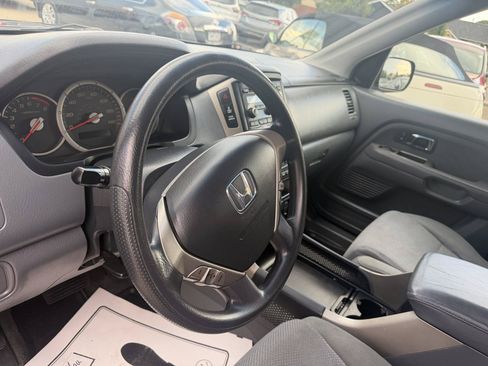 Used 2006 Honda Pilot EX image 16