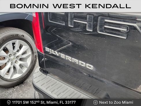 Used 2021 Chevrolet Silverado 1500 High Country image 8