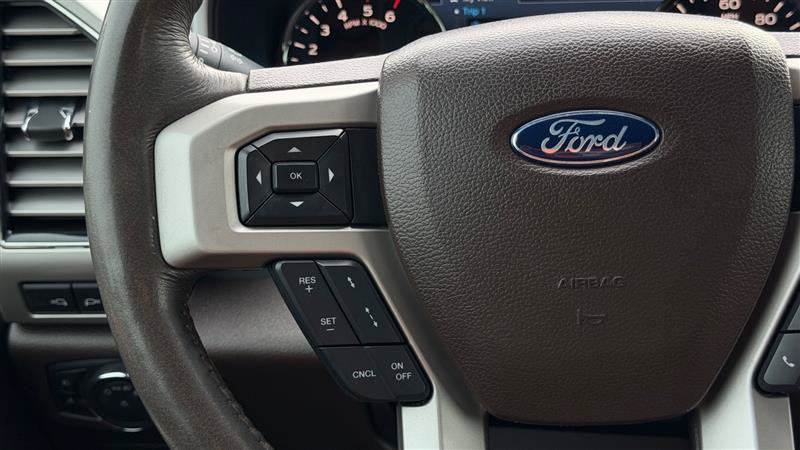 Used 2019 Ford F150 King Ranch w/ Equipment Group 601A Luxury AWD/4WD image 33