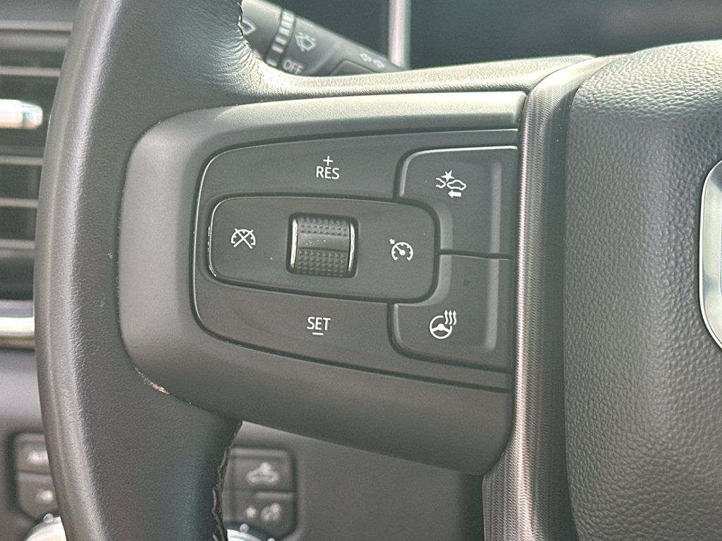 Used 2026 GMC Sierra 2500 Denali Ultimate w/ LPO, Black Badging Package AWD/4WD image 19