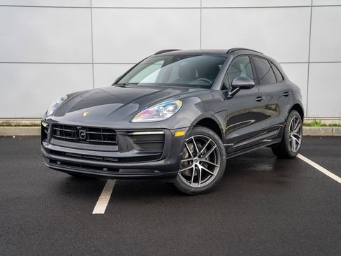 New 2026 Porsche Macan image 1