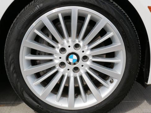 Used 2015 BMW 335i Sedan image 19